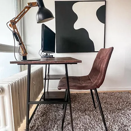 Apartment Bright Designer With Pool Table & 2 Balconies Ingolstadt